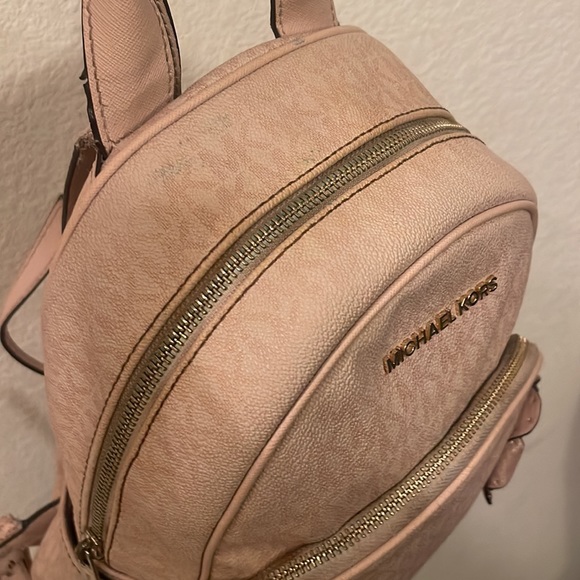 Michael Kors please check all picture of condition - Picture 13 of 17